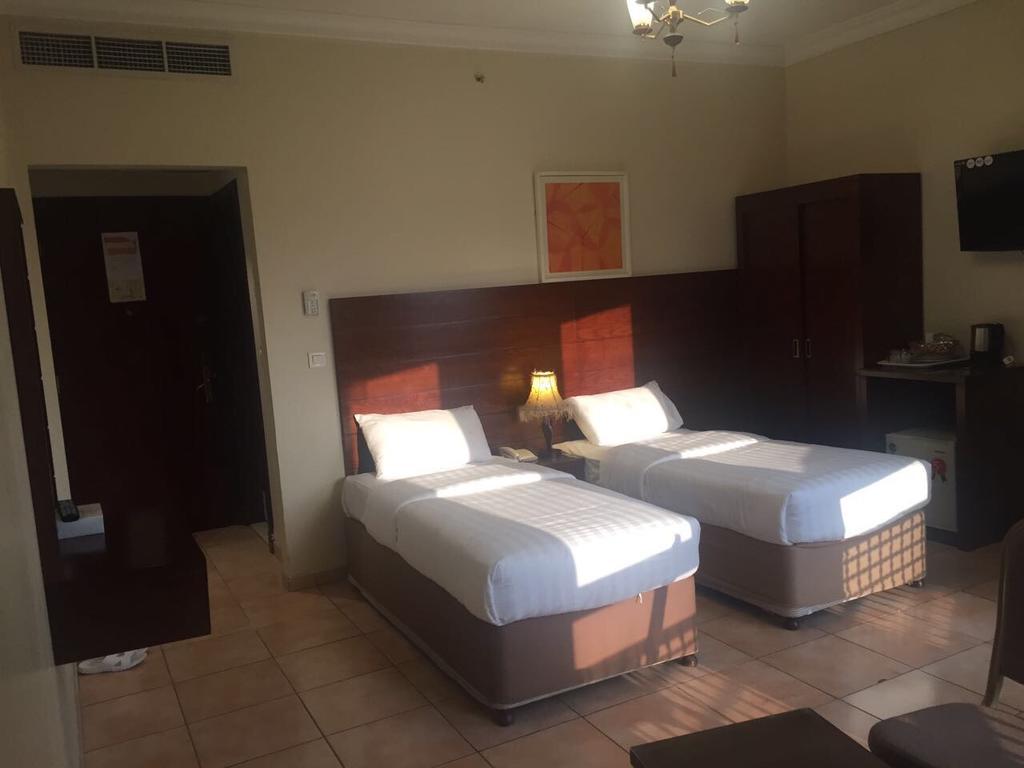 אל-מדינה Manazel Alaswaf Hotel מראה חיצוני תמונה