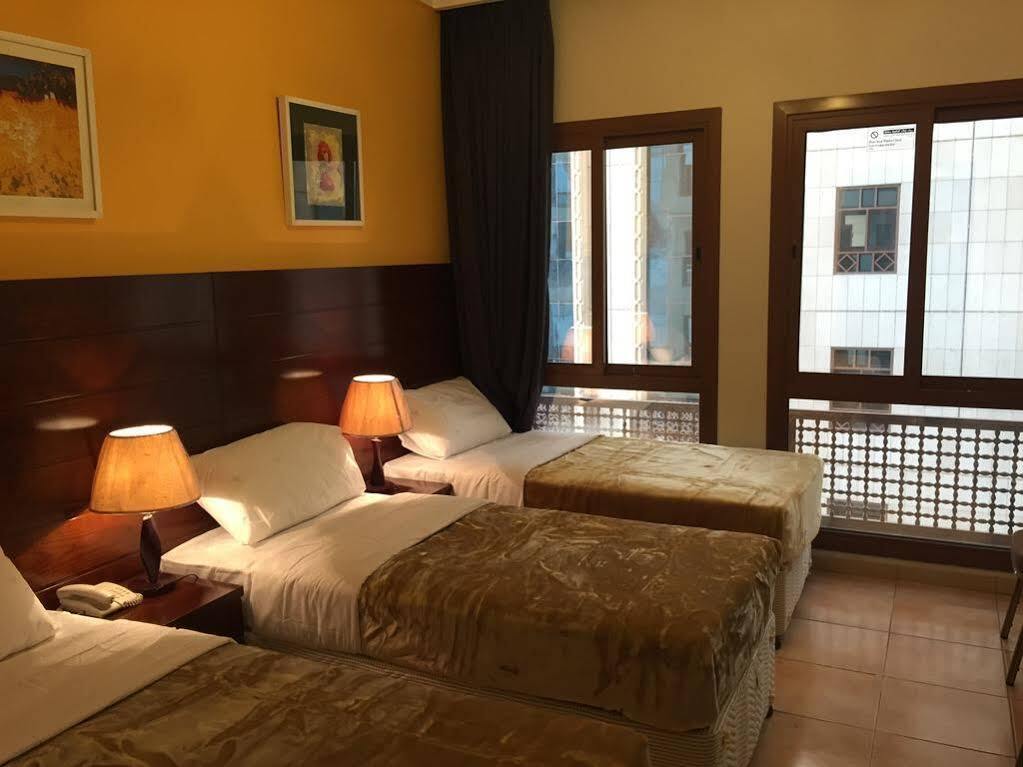 אל-מדינה Manazel Alaswaf Hotel מראה חיצוני תמונה